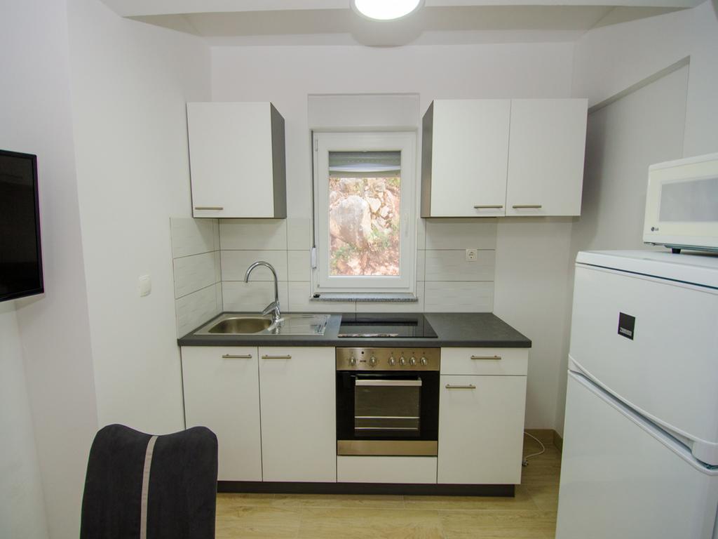 Apartments Vesela Janjina Extérieur photo